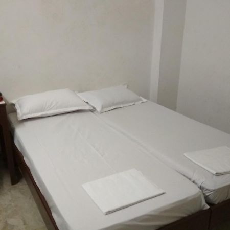 City Center Inn Buxar Екстериор снимка