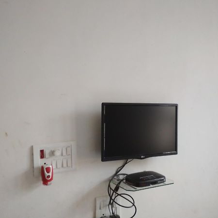 City Center Inn Buxar Екстериор снимка