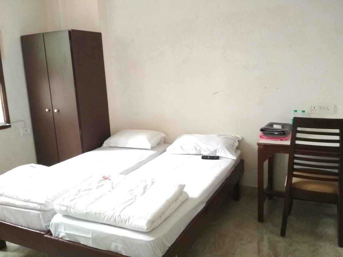 City Center Inn Buxar Екстериор снимка